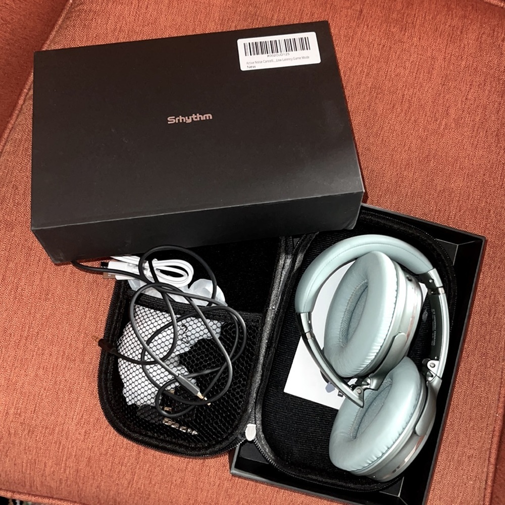 Active Noise Cancelling Bluetooth Stereo Headset - Picture 3 of 4